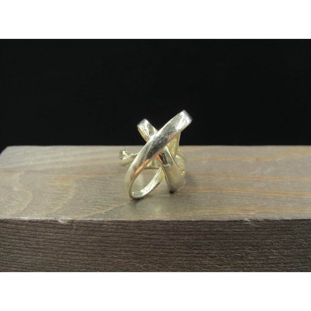 Size 6 Sterling Silver Handmade Abstract Unique Band Ring Vintage Statement